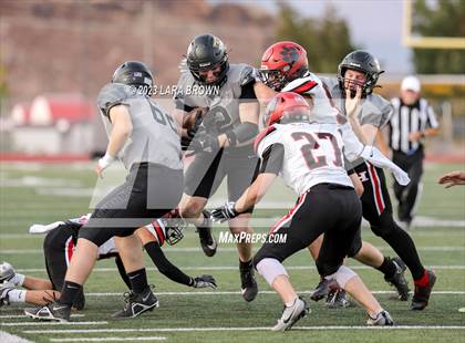 Thumbnail 2 in Desert Hills vs. Hurricane (UHSAA 4A Round 1) photogallery.