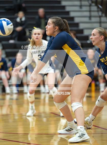 Thumbnail 1 in Clarkston vs. Hartland (MHSAA Division 1 Regional Semifinal) photogallery.
