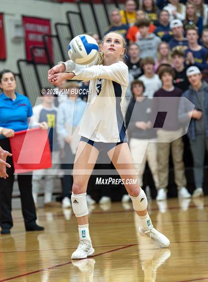 Thumbnail 1 in Clarkston vs. Hartland (MHSAA Division 1 Regional Semifinal) photogallery.
