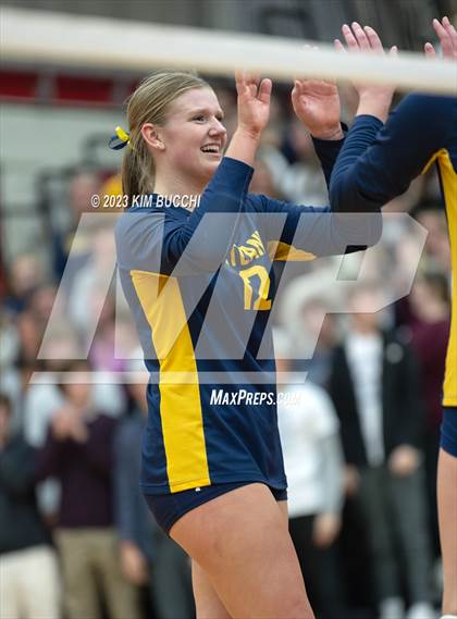 Thumbnail 1 in Clarkston vs. Hartland (MHSAA Division 1 Regional Semifinal) photogallery.