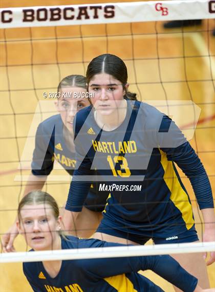Thumbnail 2 in Clarkston vs. Hartland (MHSAA Division 1 Regional Semifinal) photogallery.