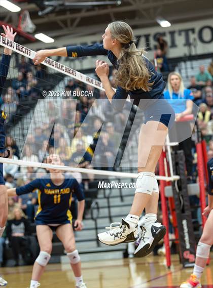 Thumbnail 1 in Clarkston vs. Hartland (MHSAA Division 1 Regional Semifinal) photogallery.