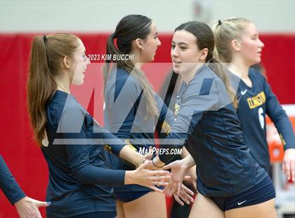 Thumbnail 3 in Clarkston vs. Hartland (MHSAA Division 1 Regional Semifinal) photogallery.