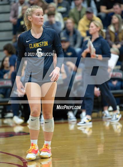 Thumbnail 1 in Clarkston vs. Hartland (MHSAA Division 1 Regional Semifinal) photogallery.