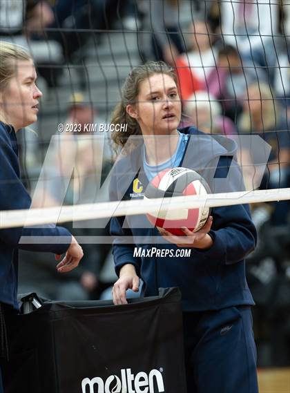 Thumbnail 2 in Clarkston vs. Hartland (MHSAA Division 1 Regional Semifinal) photogallery.