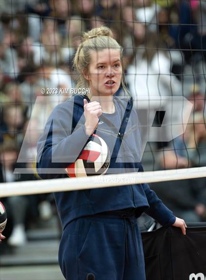 Thumbnail 1 in Clarkston vs. Hartland (MHSAA Division 1 Regional Semifinal) photogallery.
