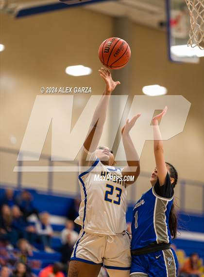 Thumbnail 3 in Lanier @ Alamo Heights photogallery.