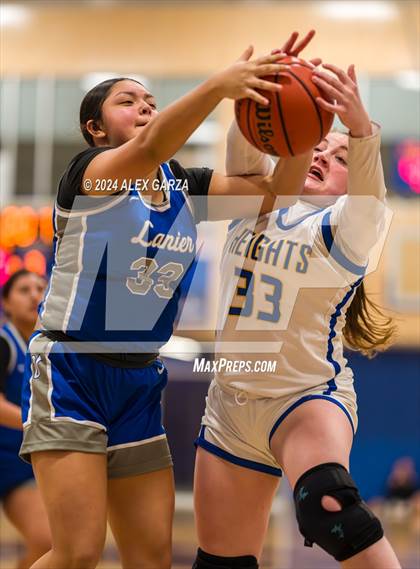 Thumbnail 1 in Lanier @ Alamo Heights photogallery.