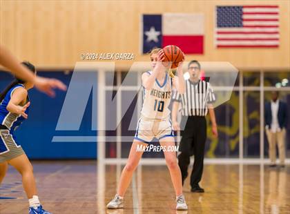Thumbnail 2 in Lanier @ Alamo Heights photogallery.