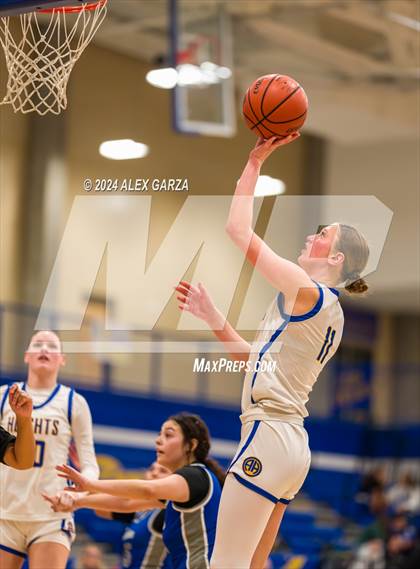 Thumbnail 3 in Lanier @ Alamo Heights photogallery.