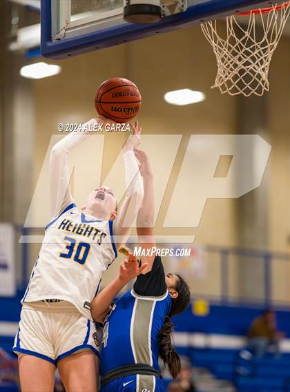 Thumbnail 2 in Lanier @ Alamo Heights photogallery.