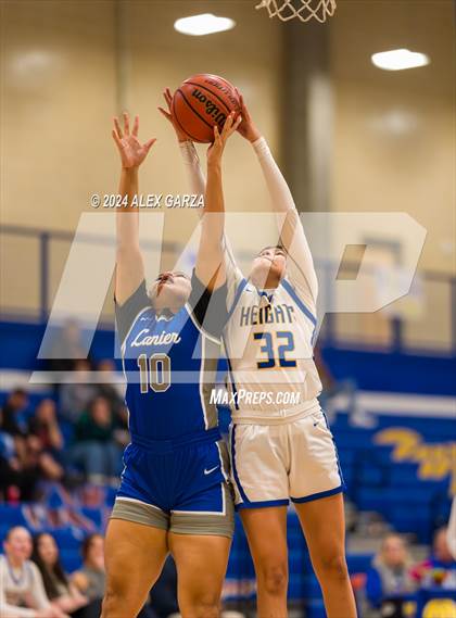 Thumbnail 2 in Lanier @ Alamo Heights photogallery.