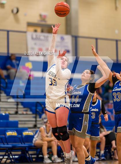 Thumbnail 2 in Lanier @ Alamo Heights photogallery.