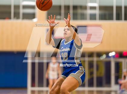 Thumbnail 2 in Lanier @ Alamo Heights photogallery.