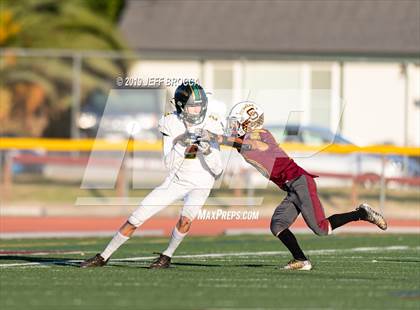 Thumbnail 3 in Royal @ Simi Valley photogallery.