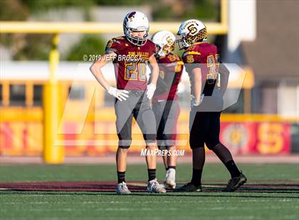 Thumbnail 1 in Royal @ Simi Valley photogallery.