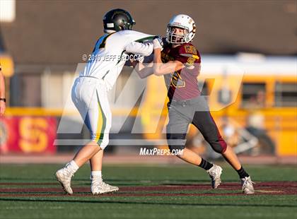 Thumbnail 3 in Royal @ Simi Valley photogallery.