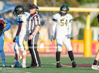 Thumbnail 2 in Royal @ Simi Valley photogallery.