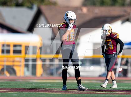 Thumbnail 1 in Royal @ Simi Valley photogallery.