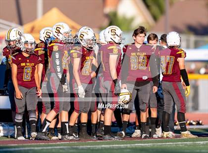 Thumbnail 2 in Royal @ Simi Valley photogallery.