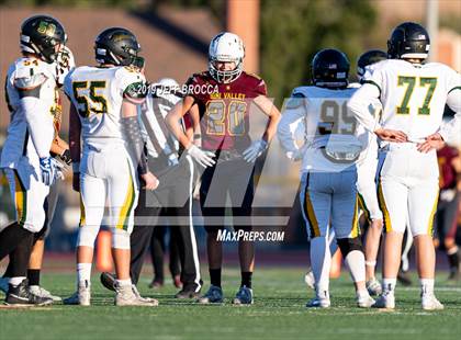 Thumbnail 2 in Royal @ Simi Valley photogallery.