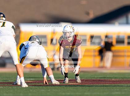 Thumbnail 2 in Royal @ Simi Valley photogallery.