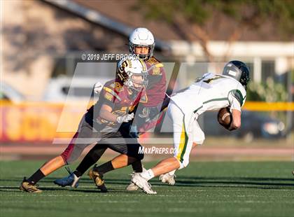 Thumbnail 2 in Royal @ Simi Valley photogallery.