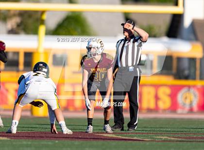 Thumbnail 3 in Royal @ Simi Valley photogallery.