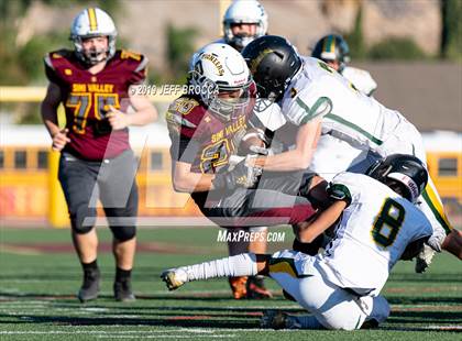 Thumbnail 2 in Royal @ Simi Valley photogallery.