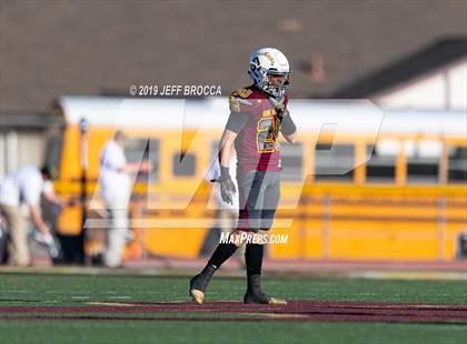 Thumbnail 1 in Royal @ Simi Valley photogallery.