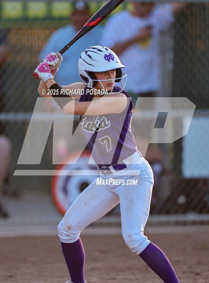 Thumbnail 2 in Mission Oak @ Kingsburg photogallery.