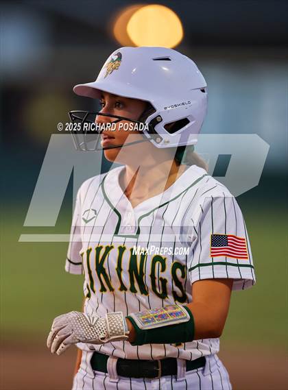 Thumbnail 3 in Mission Oak @ Kingsburg photogallery.