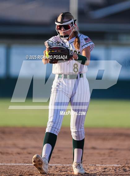 Thumbnail 2 in Mission Oak @ Kingsburg photogallery.