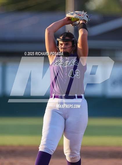 Thumbnail 2 in Mission Oak @ Kingsburg photogallery.