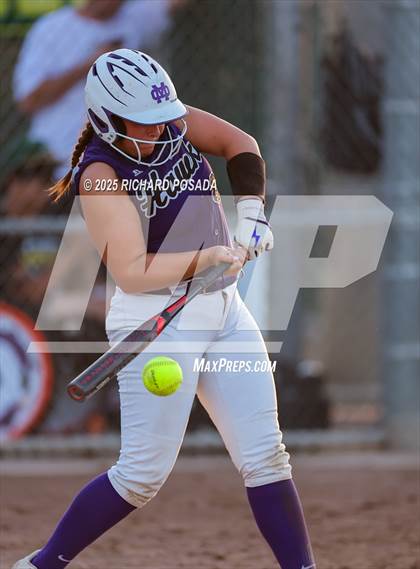 Thumbnail 3 in Mission Oak @ Kingsburg photogallery.