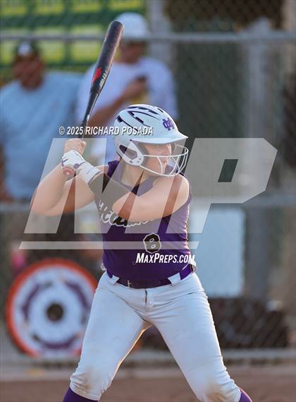 Thumbnail 1 in Mission Oak @ Kingsburg photogallery.