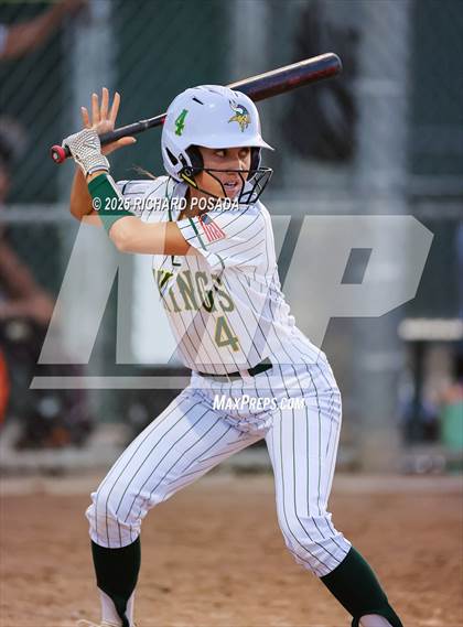 Thumbnail 1 in Mission Oak @ Kingsburg photogallery.