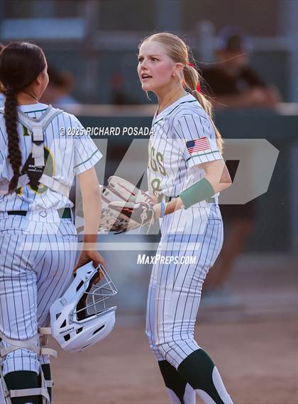 Thumbnail 1 in Mission Oak @ Kingsburg photogallery.