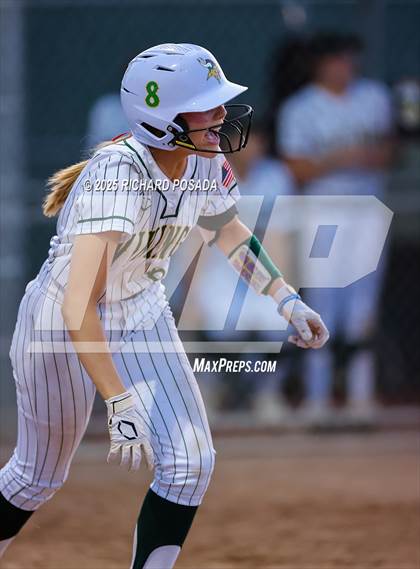 Thumbnail 1 in Mission Oak @ Kingsburg photogallery.