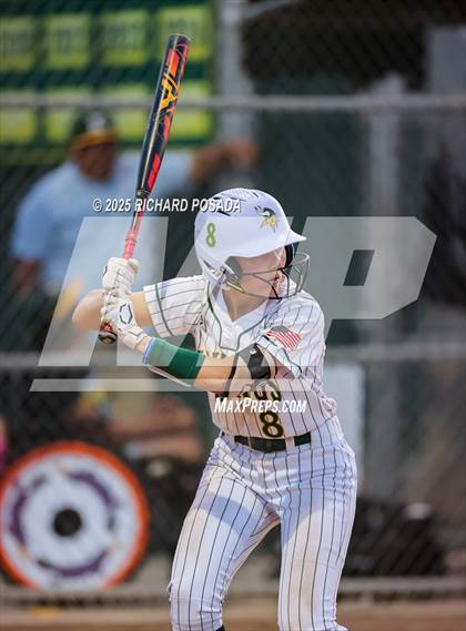 Thumbnail 1 in Mission Oak @ Kingsburg photogallery.