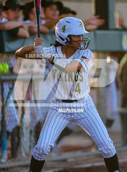 Thumbnail 1 in Mission Oak @ Kingsburg photogallery.