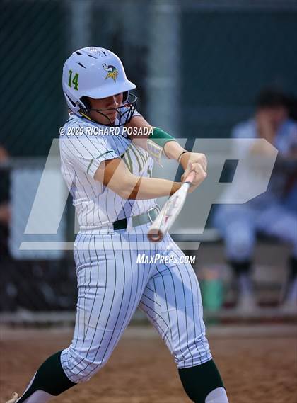 Thumbnail 2 in Mission Oak @ Kingsburg photogallery.