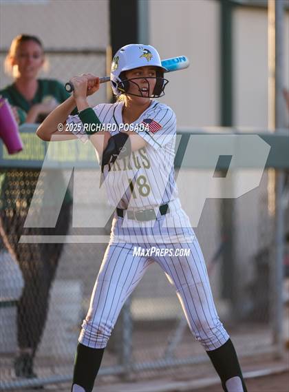 Thumbnail 1 in Mission Oak @ Kingsburg photogallery.