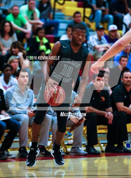 Thumbnail 3 in Corona del Sol vs Moreau Catholic (Hoophall West Invitational) photogallery.
