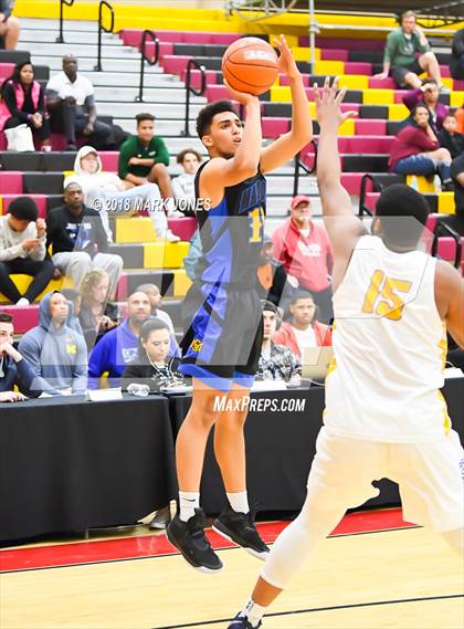 Thumbnail 3 in Shadow Mountain vs. Simeon (Hoophall West Tournament)  photogallery.