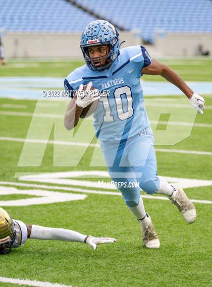 Thumbnail 2 in East Duplin vs. Reidsville (NCHSAA 2A Final) (1 of 2 - the Game) photogallery.