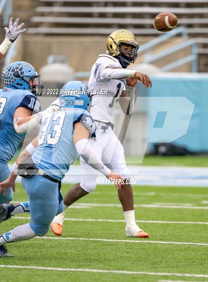 Thumbnail 2 in East Duplin vs. Reidsville (NCHSAA 2A Final) (1 of 2 - the Game) photogallery.