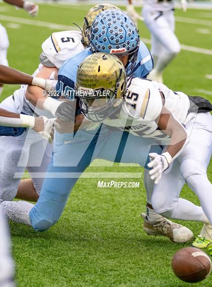 Thumbnail 3 in East Duplin vs. Reidsville (NCHSAA 2A Final) (1 of 2 - the Game) photogallery.