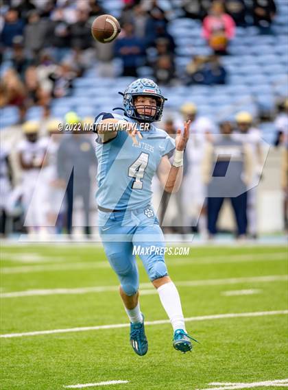 Thumbnail 2 in East Duplin vs. Reidsville (NCHSAA 2A Final) (1 of 2 - the Game) photogallery.