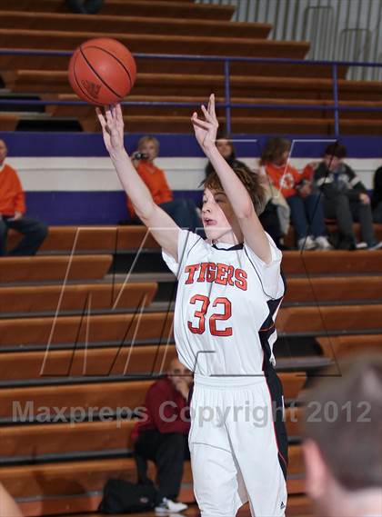 Thumbnail 3 in Glenwood vs. Pigeon Forge (Winterfest Shootout) photogallery.
